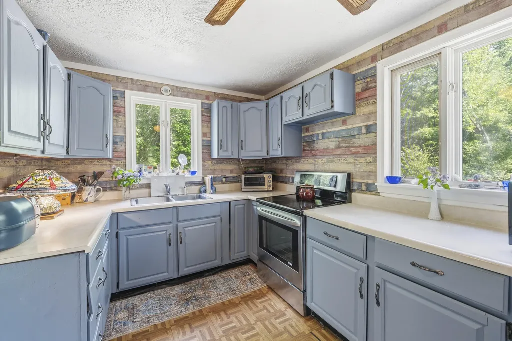 1238 Main Street Hartford ME 04220