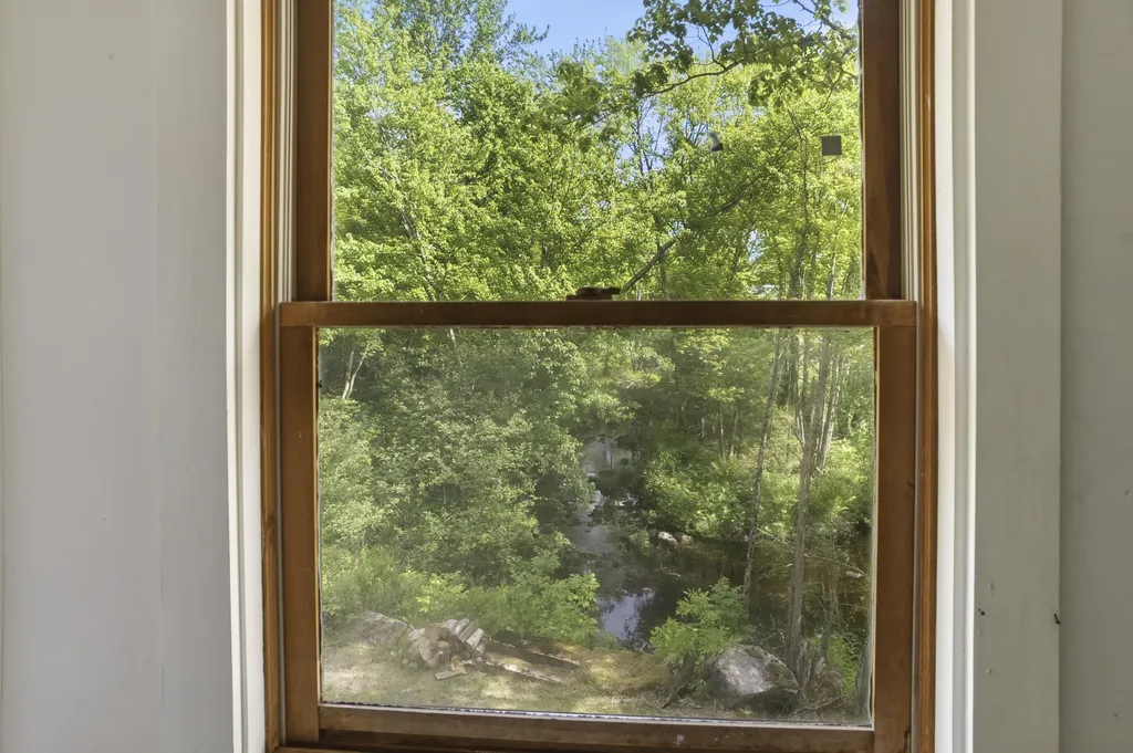 1238 Main Street Hartford ME 04220