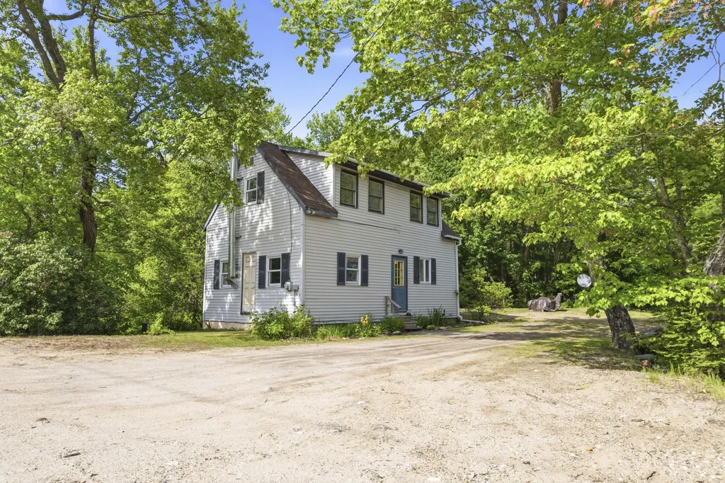 1238 Main Street Hartford ME 04220