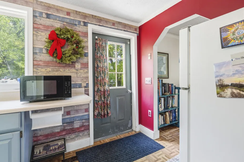 1238 Main Street Hartford ME 04220