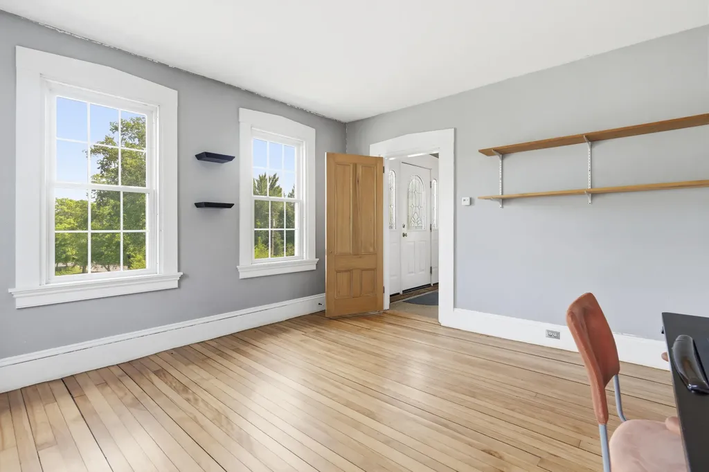27 Hooper Street Wiscasset ME 04578
