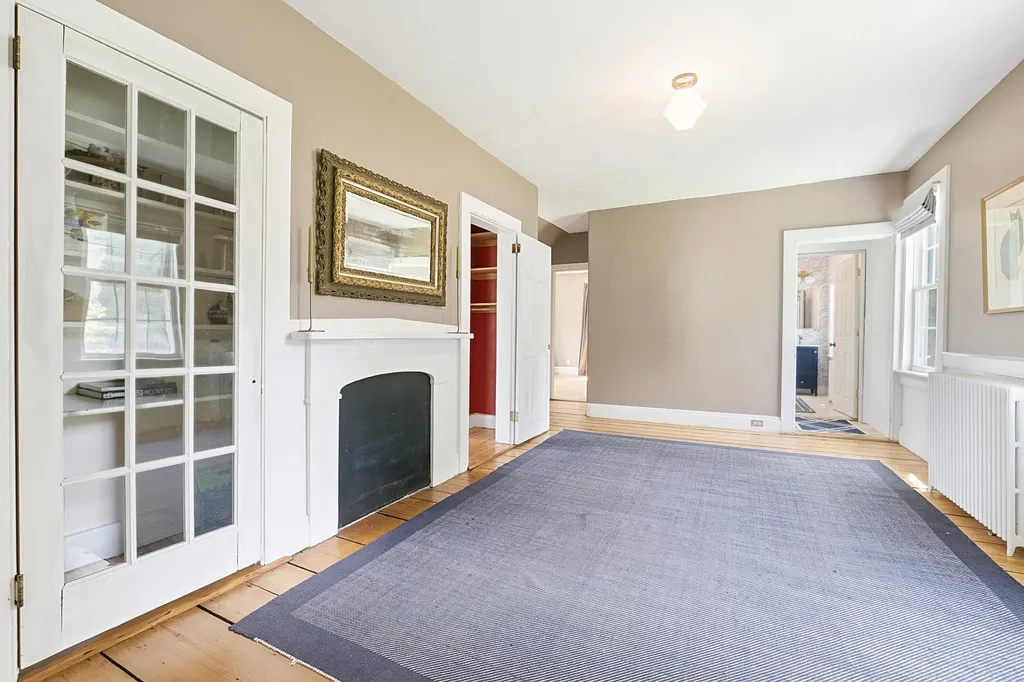 27 Hooper Street Wiscasset ME 04578