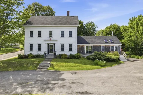 27 Hooper Street Wiscasset ME 04578