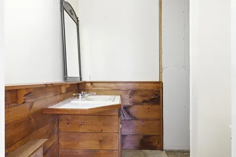 27 Hooper Street Wiscasset ME 04578