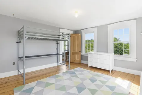 27 Hooper Street Wiscasset ME 04578