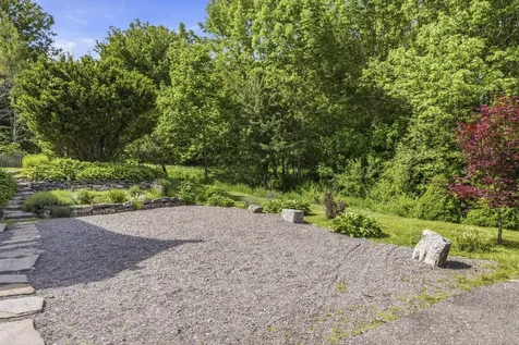 27 Hooper Street Wiscasset ME 04578