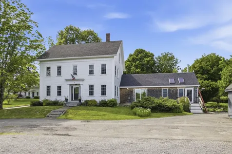 27 Hooper Street Wiscasset ME 04578