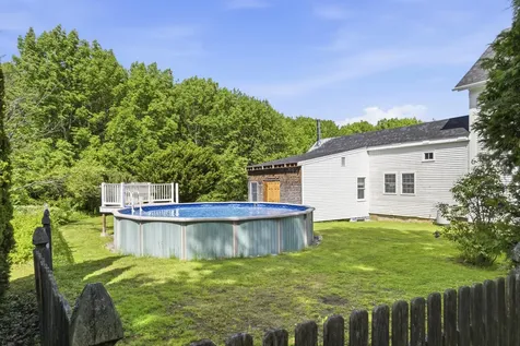 27 Hooper Street Wiscasset ME 04578