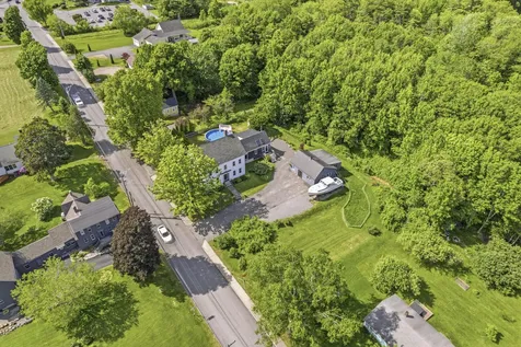 27 Hooper Street Wiscasset ME 04578