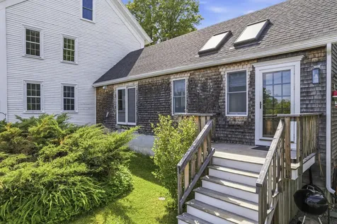 27 Hooper Street Wiscasset ME 04578