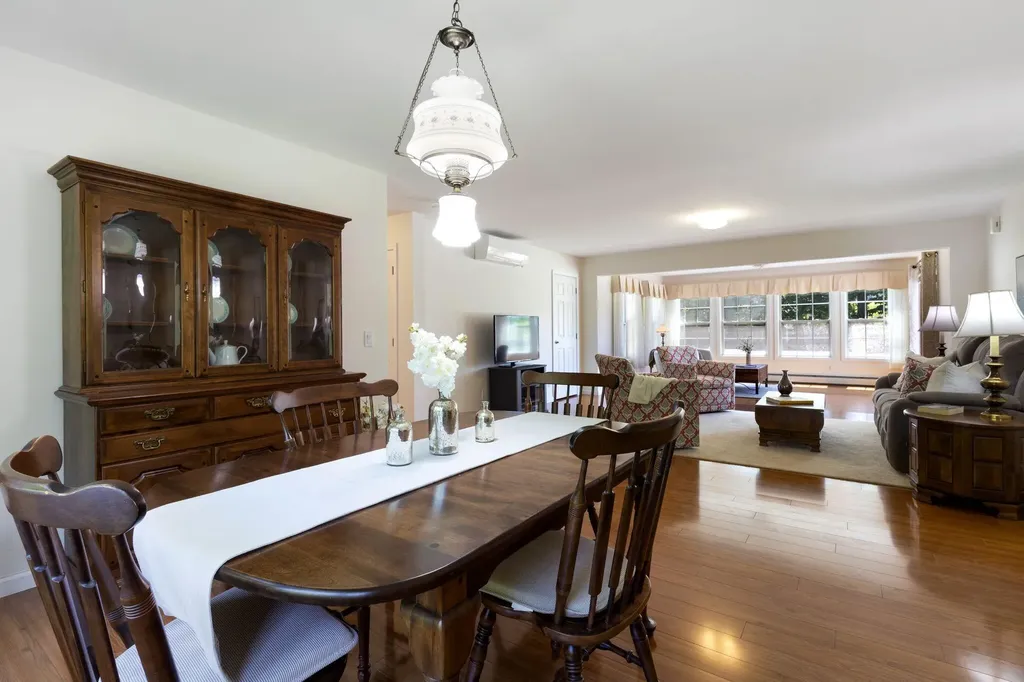 99 Vista Drive Auburn ME 04210