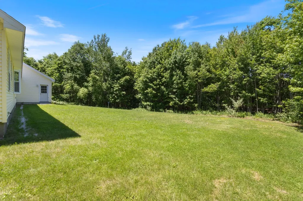 99 Vista Drive Auburn ME 04210