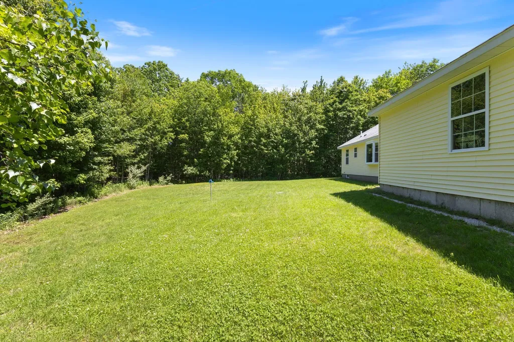 99 Vista Drive Auburn ME 04210