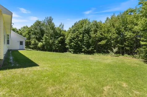 99 Vista Drive Auburn ME 04210