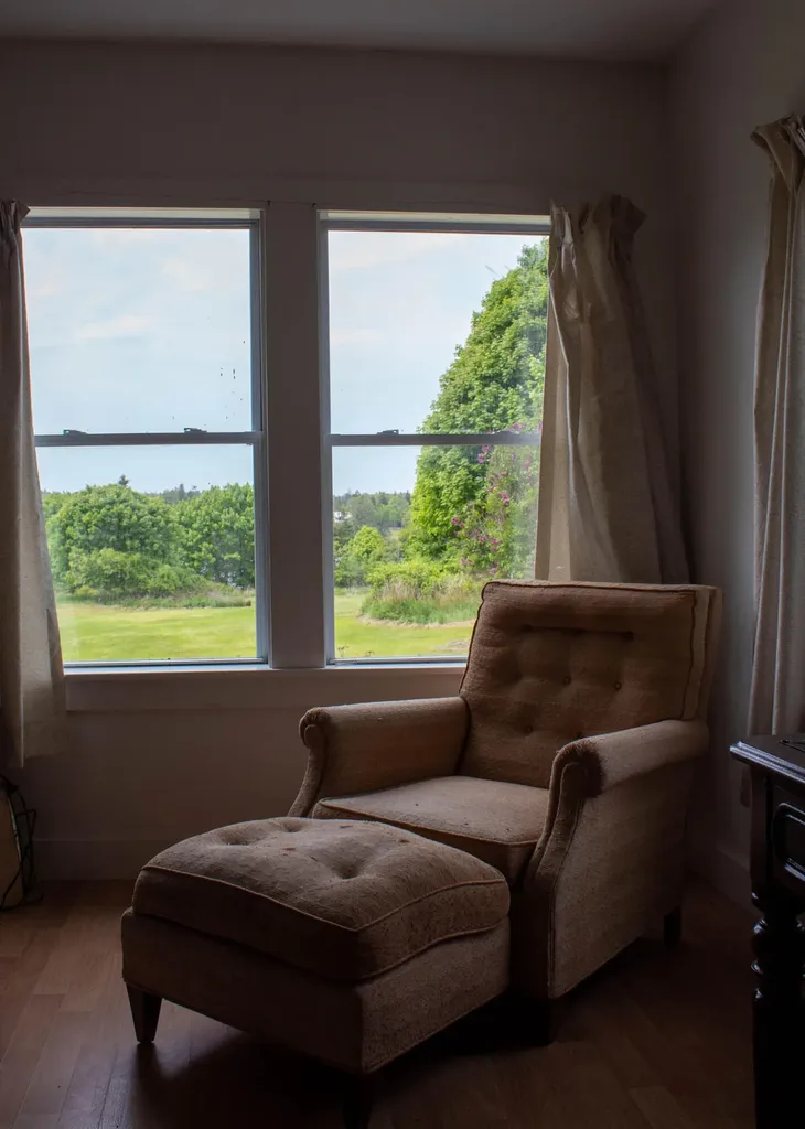 25 Pleasant Street Vinalhaven ME 04863