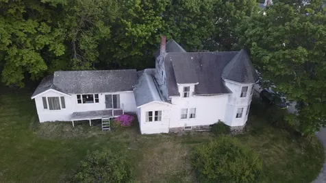 25 Pleasant Street Vinalhaven ME 04863