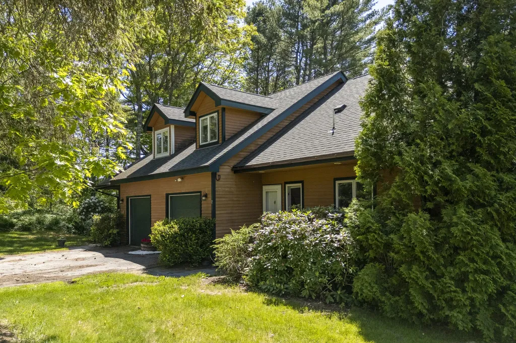 12 & 14 Maddocks Road Boothbay Harbor ME 04538