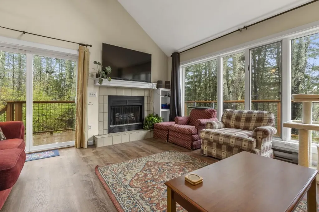 12 & 14 Maddocks Road Boothbay Harbor ME 04538