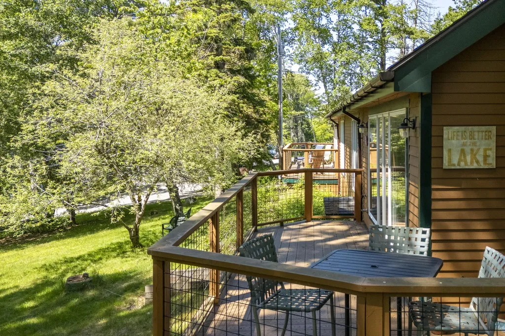 12 & 14 Maddocks Road Boothbay Harbor ME 04538