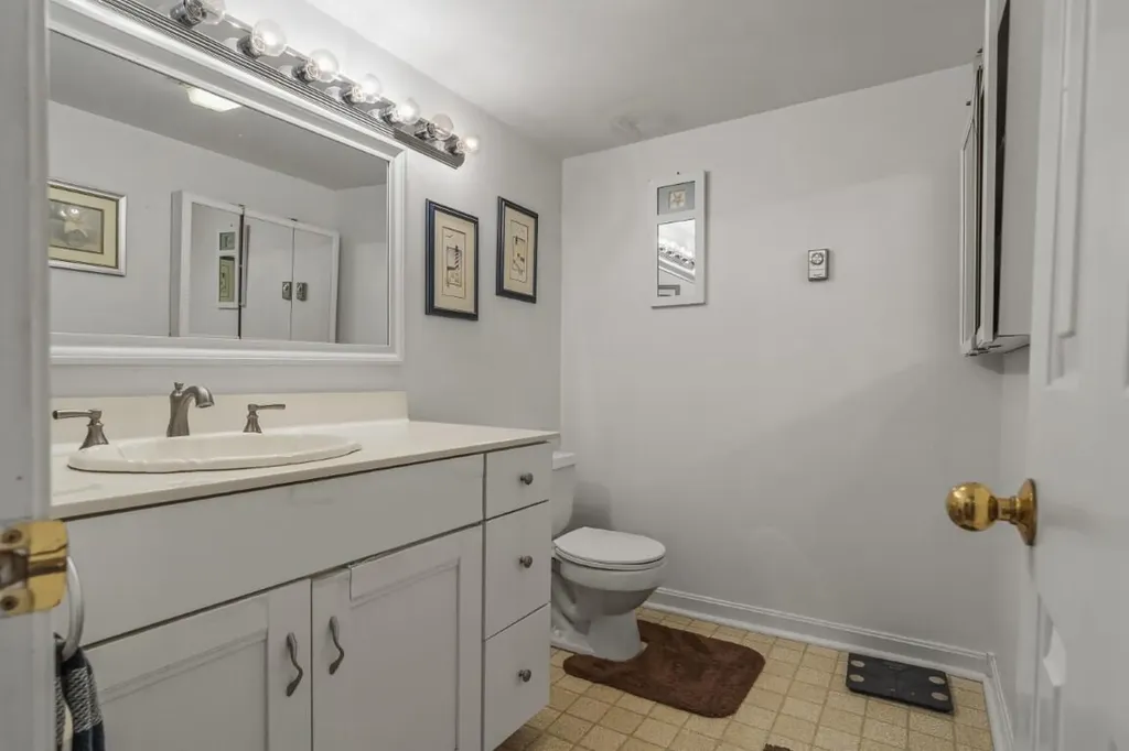 12 & 14 Maddocks Road Boothbay Harbor ME 04538