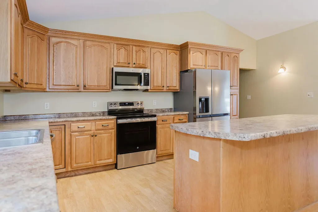 220 Granite Heights Farmington ME 04938