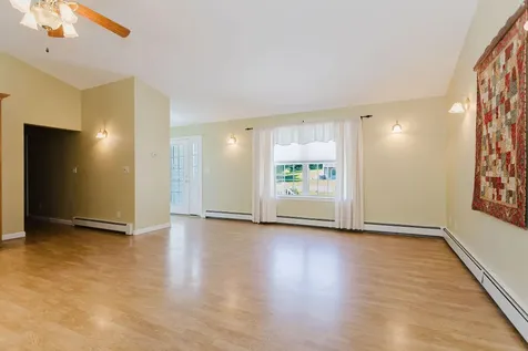 220 Granite Heights Farmington ME 04938