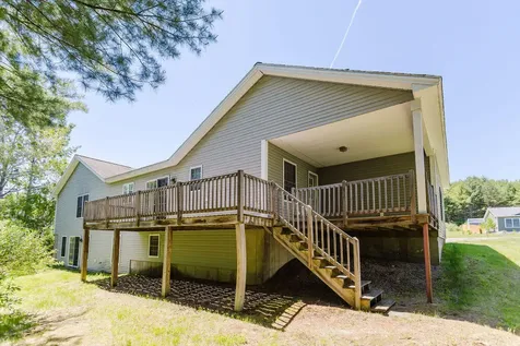 220 Granite Heights Farmington ME 04938