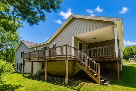 220 Granite Heights Farmington ME 04938