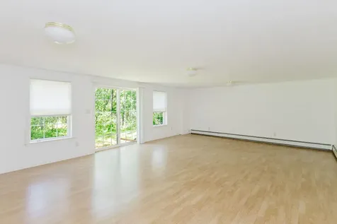 220 Granite Heights Farmington ME 04938