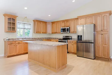 220 Granite Heights Farmington ME 04938