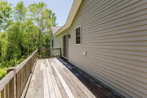 220 Granite Heights Farmington ME 04938