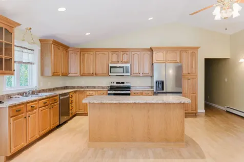 220 Granite Heights Farmington ME 04938