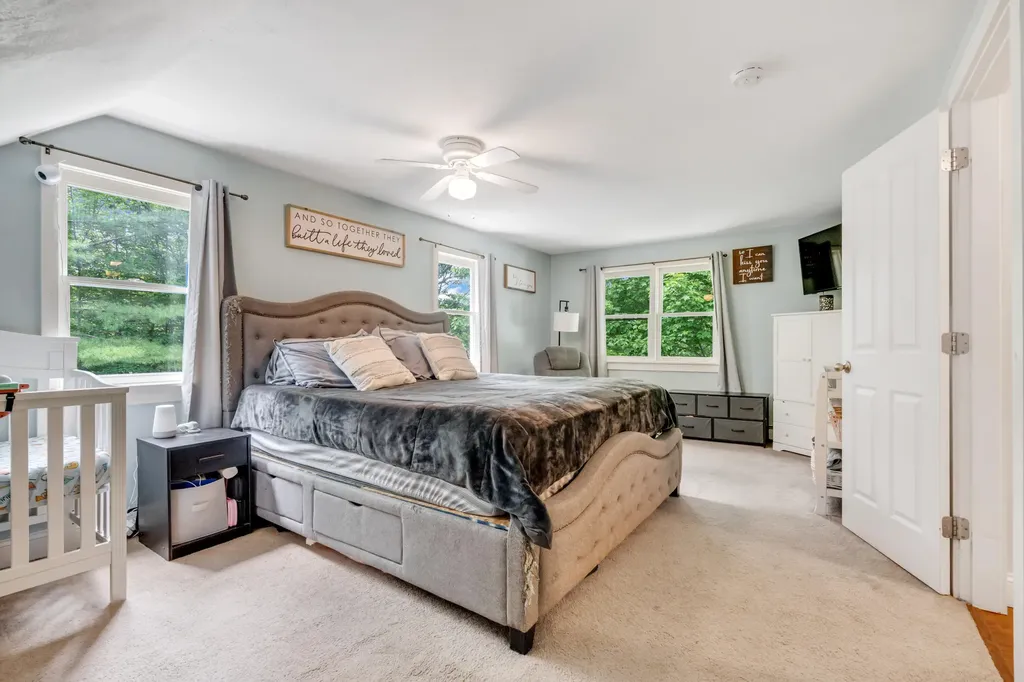 30 Reservoir Road Paris ME 04281