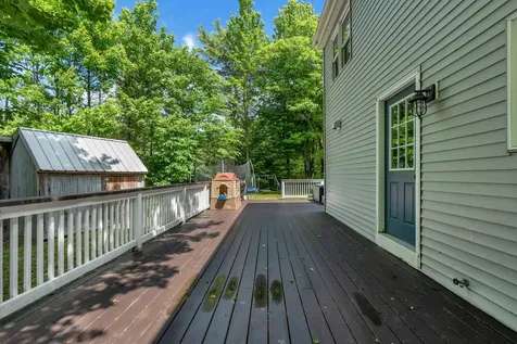 30 Reservoir Road Paris ME 04281