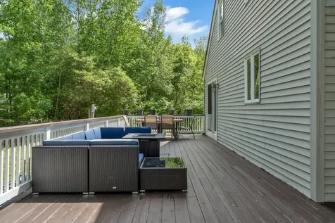 30 Reservoir Road Paris ME 04281