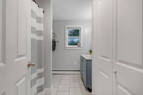 30 Reservoir Road Paris ME 04281