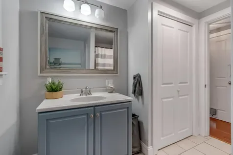 30 Reservoir Road Paris ME 04281