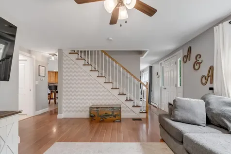 30 Reservoir Road Paris ME 04281