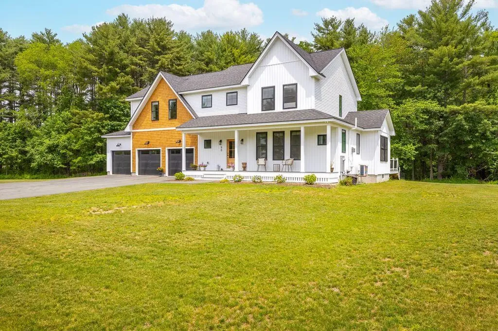 90 Running Hill Road Scarborough ME 04074