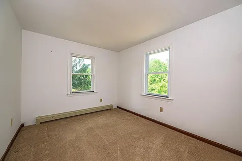 11 E Rocky Hill Road NE York ME 03909