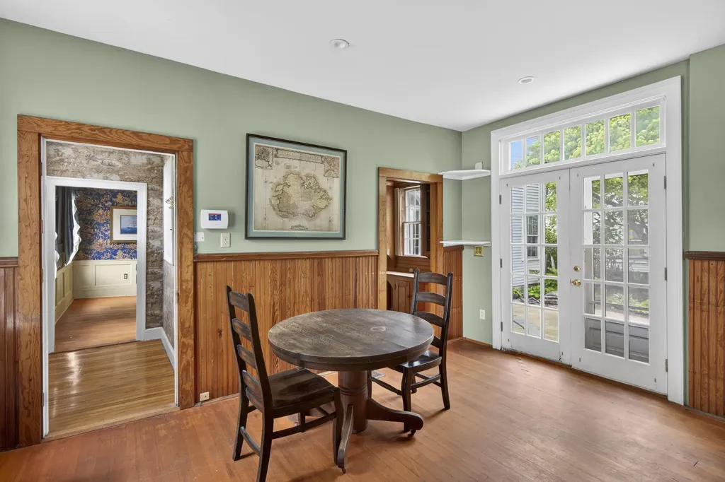 33 Main Street Thomaston ME 04861