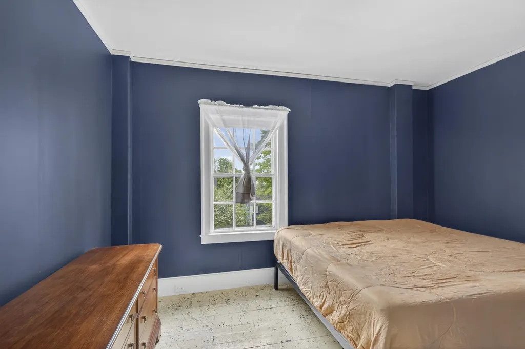 33 Main Street Thomaston ME 04861