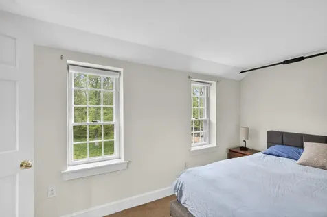 33 Main Street Thomaston ME 04861