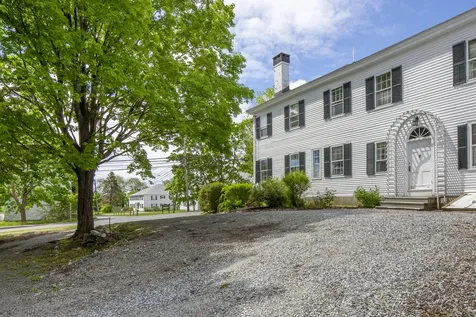 33 Main Street Thomaston ME 04861