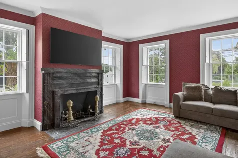 33 Main Street Thomaston ME 04861