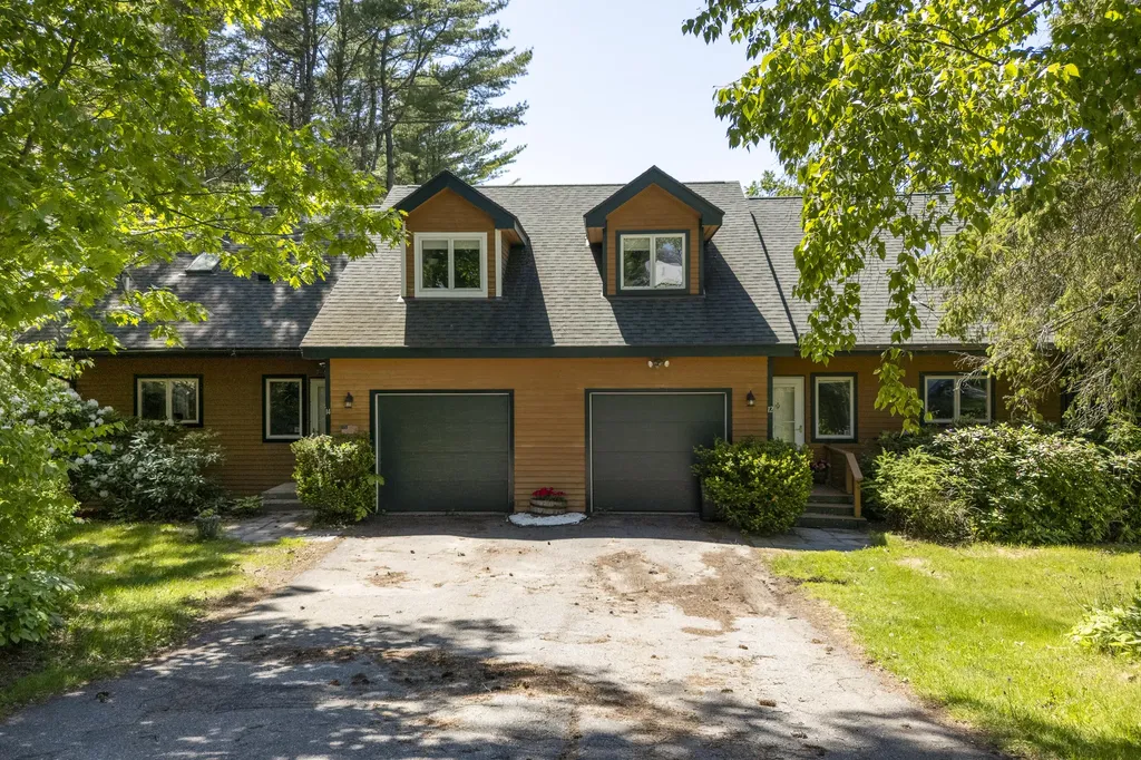 12 & 14 Maddocks Road Boothbay Harbor ME 04538