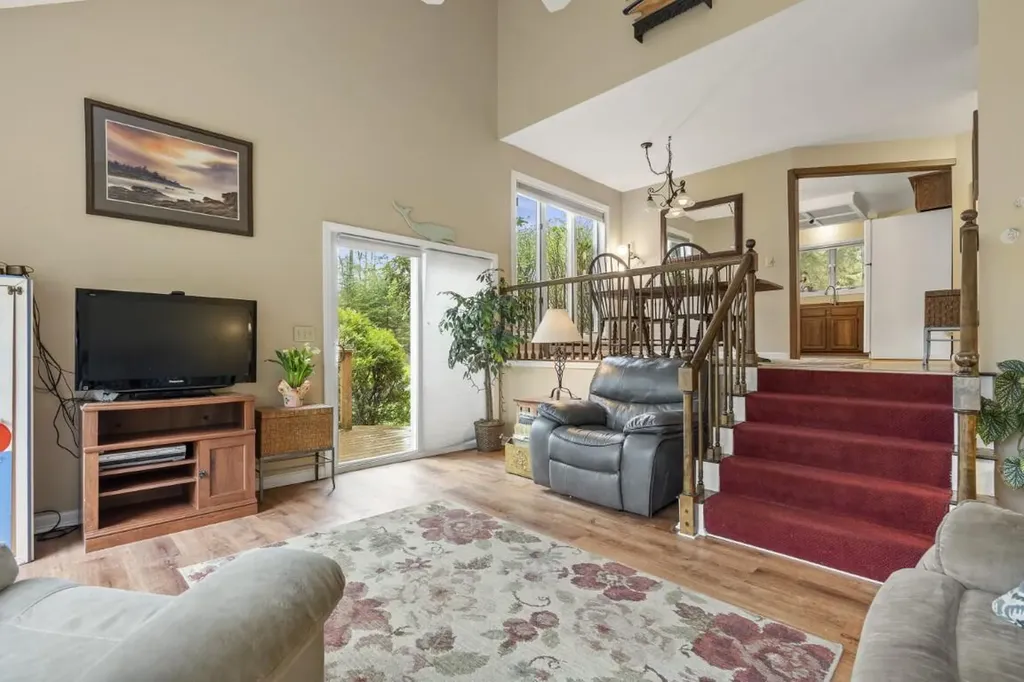 12 & 14 Maddocks Road Boothbay Harbor ME 04538