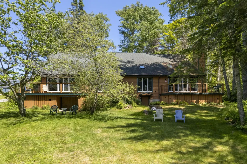 12 & 14 Maddocks Road Boothbay Harbor ME 04538