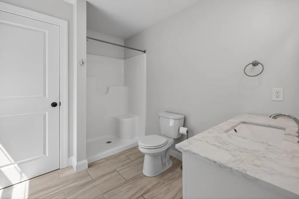 14 Voyager Lane Windham ME 04062