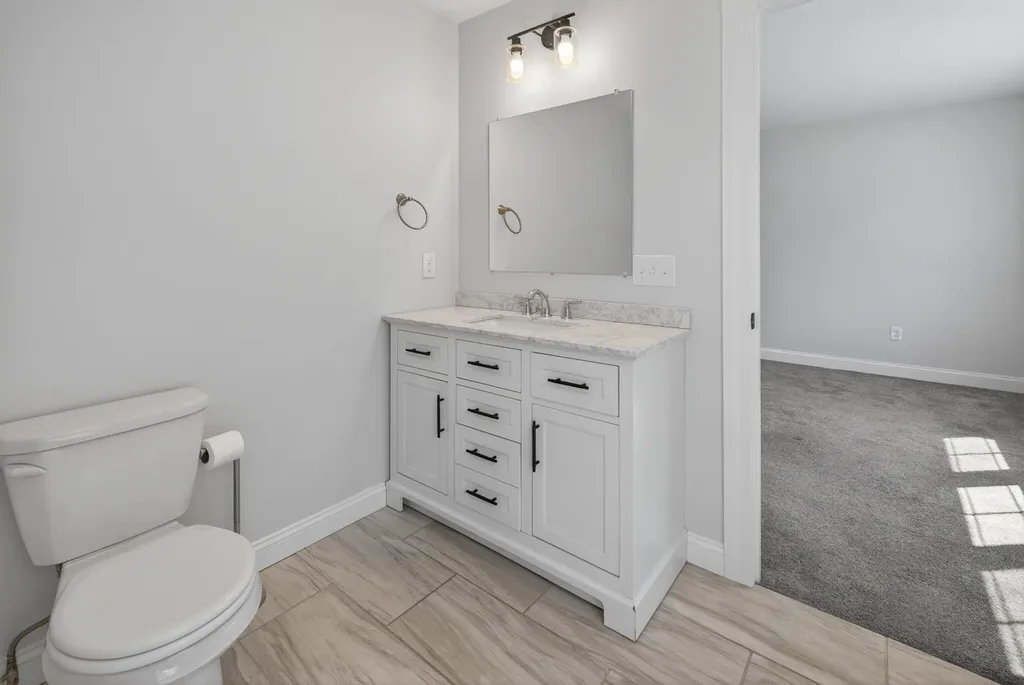 14 Voyager Lane Windham ME 04062
